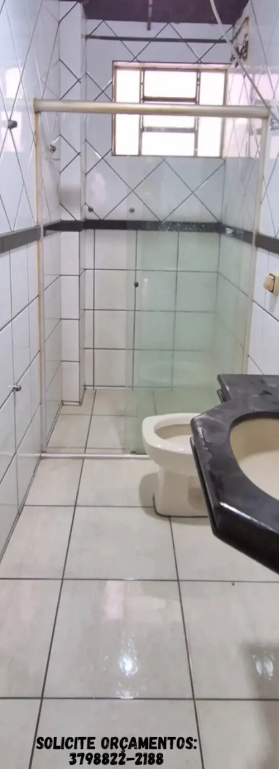 Limpeza e Tratamento de Vidros